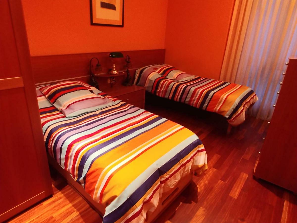 Hogar, A Modo De Hotel Gijon Exterior photo