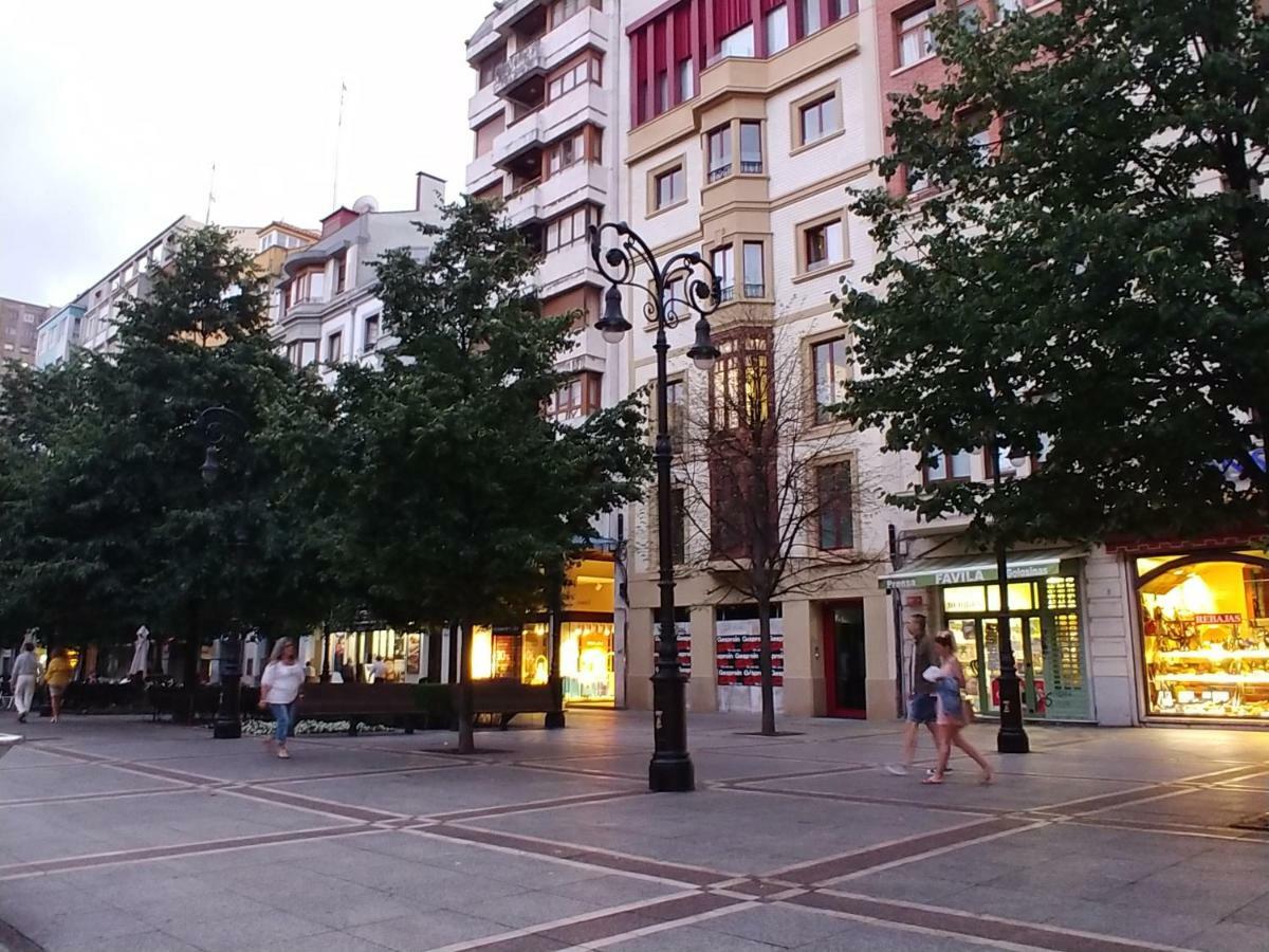 Hogar, A Modo De Hotel Gijon Exterior photo